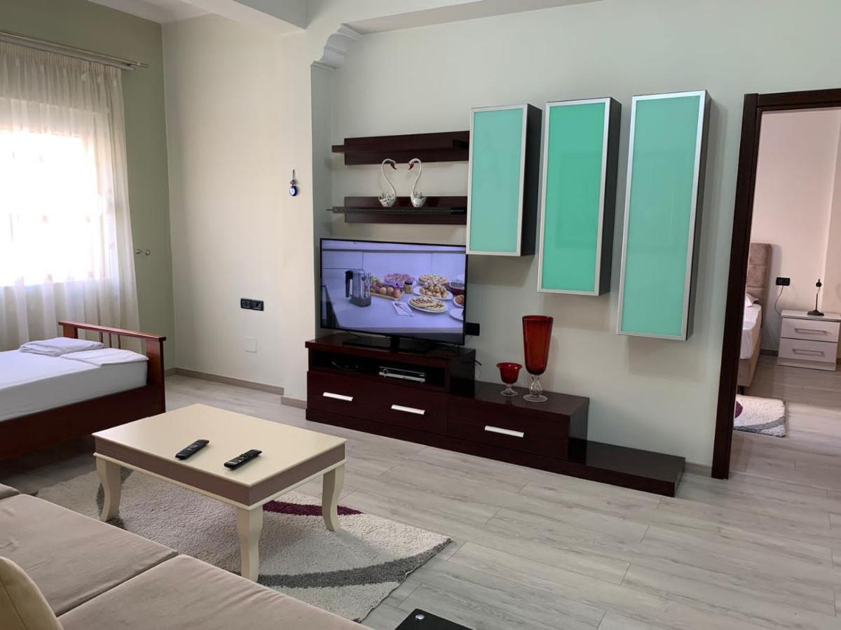 Dadaj Apartments Sarandë Eksteriør bilde
