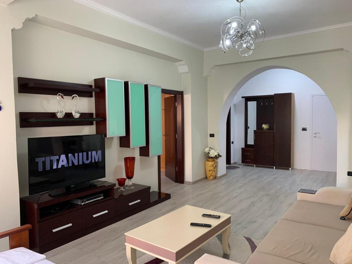 Dadaj Apartments Sarandë Eksteriør bilde